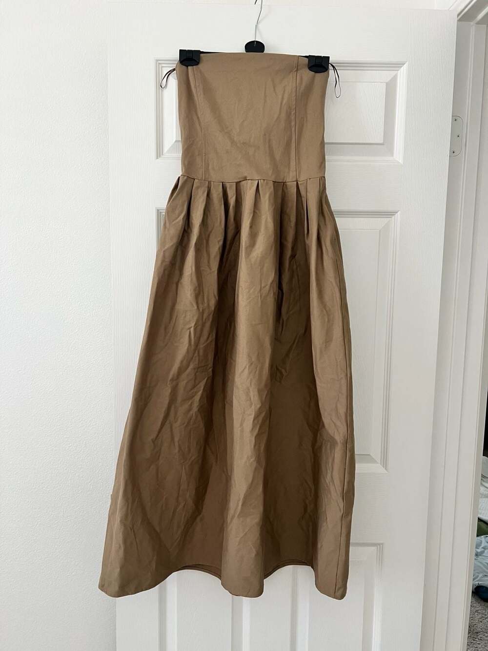 Zara - Picture 1 of 4